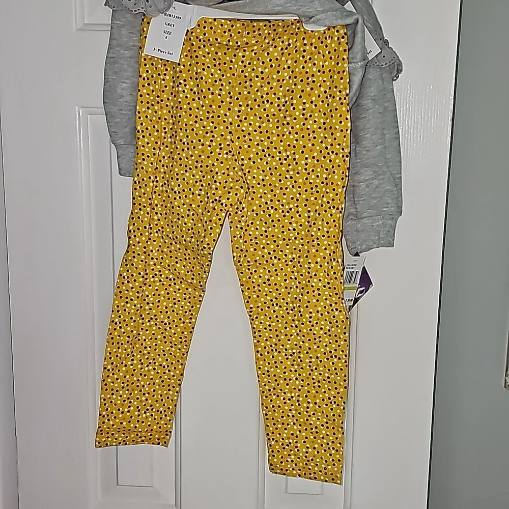 Blueberi Blvd Gray and Yellow Outfit Kid's Top Size 4T Pants Size 5 - Picture 6 of 13